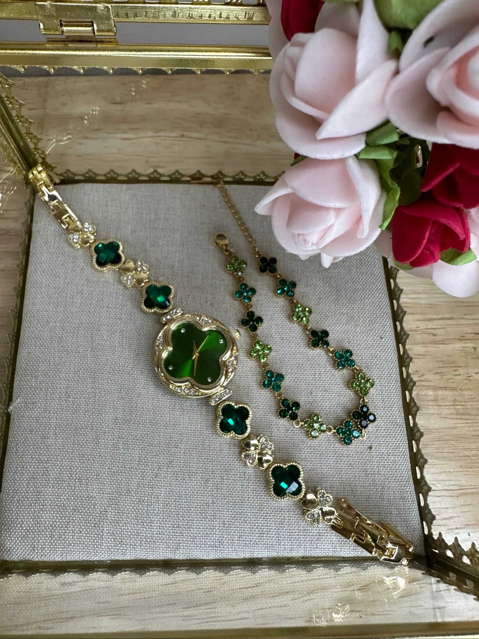 Quartz Watch & Emerald Green Clover Bracelet Set - 18K Gold Plated & Stainless Steel – photo 8